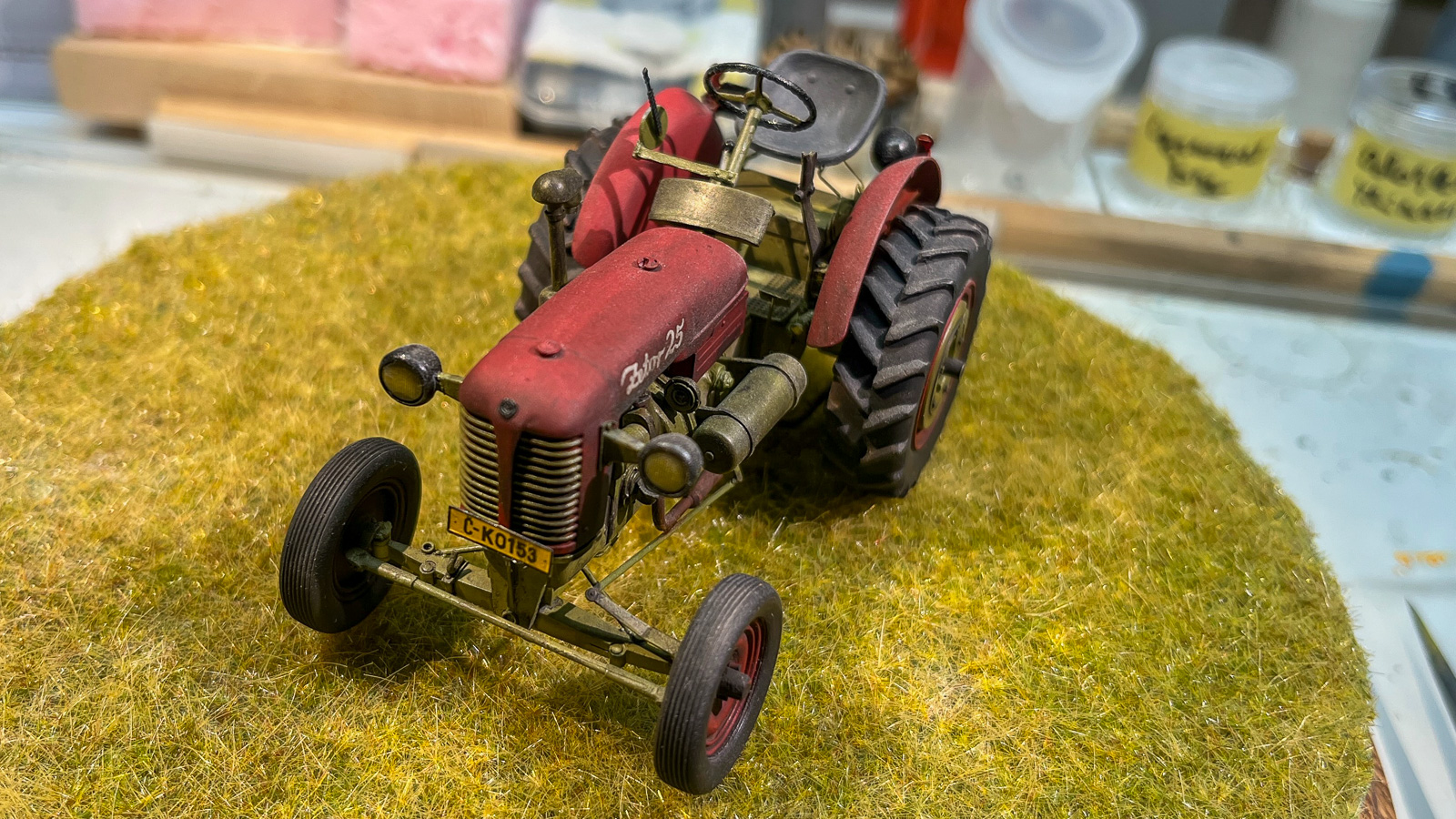 Zetor 25 – model 1:35